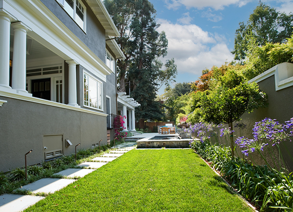 Remodel photography to help win industry awards (Metamorphoses award, 2007, 2009)